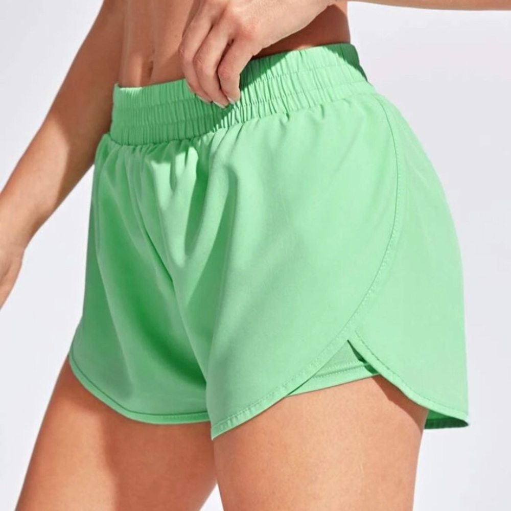 Athletic shorts